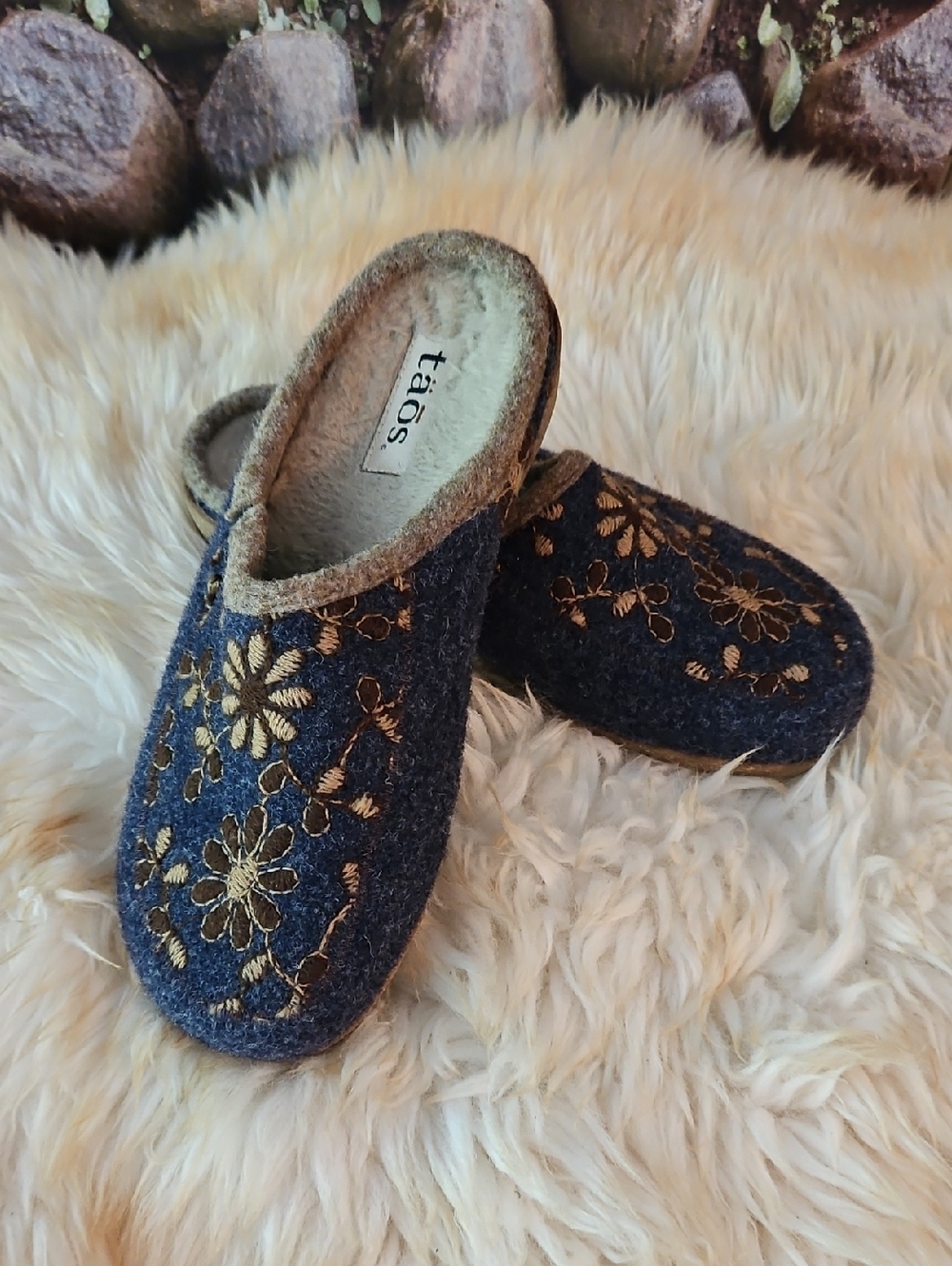 Taos Footwear Navy Slip-On Wool Slippers with Gold Floral Embroidery